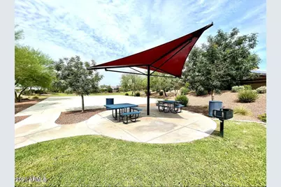 10122 W El Cortez Place, Peoria, AZ 85383 - Photo 33