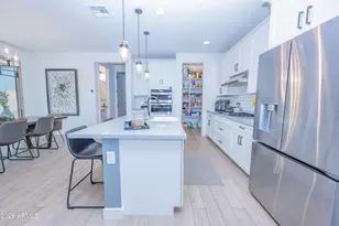 2037 W Kinfield Trail, Phoenix, AZ 85085 - Photo 9