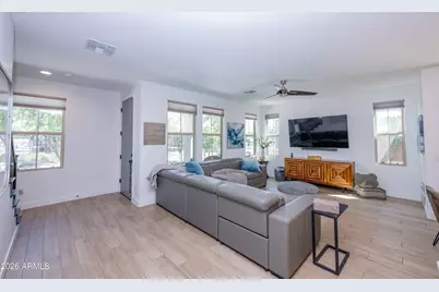 2037 W Kinfield Trail, Phoenix, AZ 85085 - Photo 5