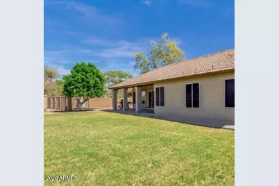 360 S Pineview Drive, Chandler, AZ 85226 - Photo 1