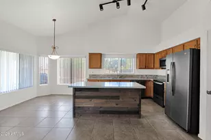 360 S Pineview Dr, Chandler, AZ 85226 - Photo 13