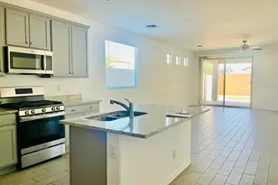 3637 S 57th Ln, Phoenix, AZ 85043 - Photo 5