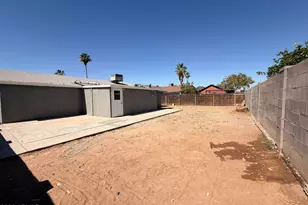 6944 W Verde Ln, Phoenix, AZ 85033 - Photo 17
