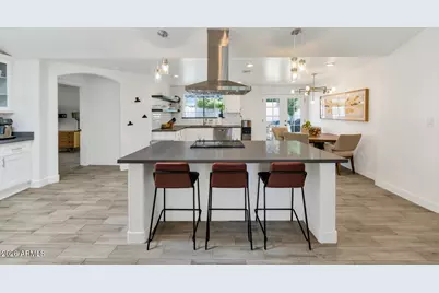 828 E Myrtle Avenue, Phoenix, AZ 85020 - Photo 9