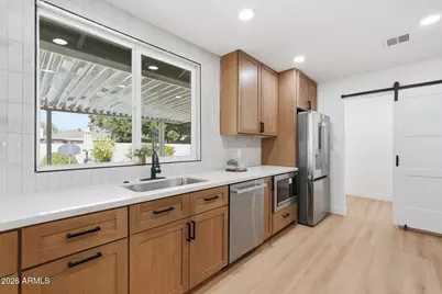 2410 E Wesleyan Drive, Tempe, AZ 85282 - Photo 9