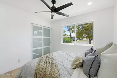 2410 E Wesleyan Drive, Tempe, AZ 85282 - Photo 27