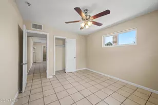 2929 W Loma Ln, Phoenix, AZ 85051 - Photo 15