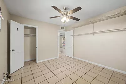 2929 W Loma Lane, Phoenix, AZ 85051 - Photo 17