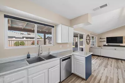 20615 N 4th Avenue, Phoenix, AZ 85027 - Photo 9