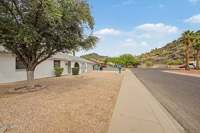 13832 N 17th Avenue Avenue, Phoenix, AZ 85023 - Photo 3