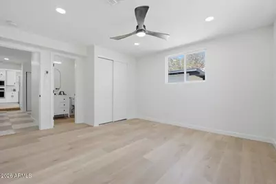 10838 N 12th Street, Phoenix, AZ 85020 - Photo 9