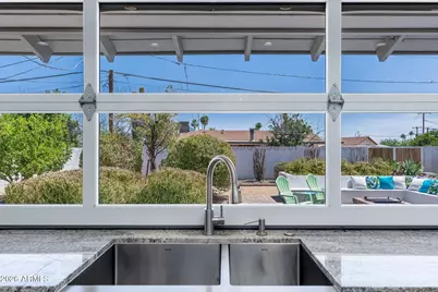 2537 N 69th Place, Scottsdale, AZ 85257 - Photo 13