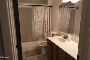 422 W Pebble Beach Dr, Tempe, AZ 85282 - Photo 5