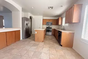 2618 N 107th Ln, Avondale, AZ 85392 - Photo 3