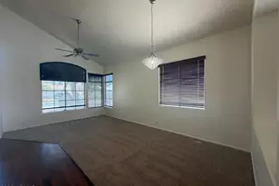 908 N Gregory Pl, Chandler, AZ 85226 - Photo 5