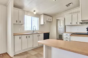 39805 N New River Rd, Phoenix, AZ 85086 - Photo 11