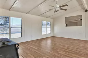 39805 N New River Rd, Phoenix, AZ 85086 - Photo 9