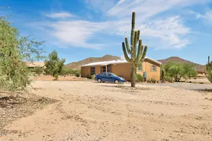 39805 N New River Rd, Phoenix, AZ 85086 - Photo 1