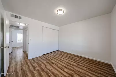 2602 E Charleston Avenue, Phoenix, AZ 85032 - Photo 11