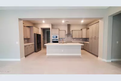 241 E Azalea Drive, Chandler, AZ 85286 - Photo 5