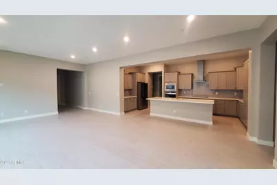 241 E Azalea Drive, Chandler, AZ 85286 - Photo 9