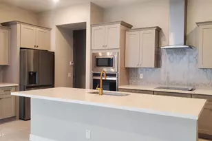 241 E Azalea Dr, Chandler, AZ 85286 - Photo 7