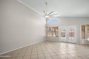 1214 E Beverly Ln, Phoenix, AZ 85022 - Photo 9