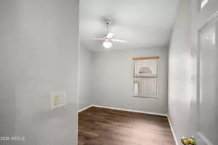 1214 E Beverly Ln, Phoenix, AZ 85022 - Photo 21