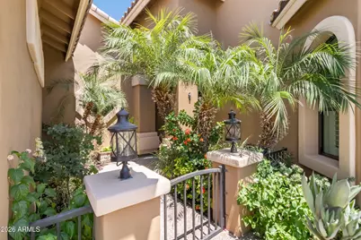 11660 W Lakeview Court, Surprise, AZ 85378 - Photo 7