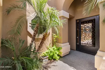 11660 W Lakeview Court, Surprise, AZ 85378 - Photo 9