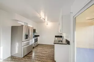 10921 W Santa Fe Dr, Sun City, AZ 85351 - Photo 17
