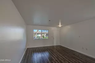 10921 W Santa Fe Dr, Sun City, AZ 85351 - Photo 9