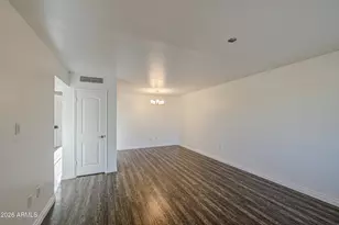 10921 W Santa Fe Dr, Sun City, AZ 85351 - Photo 7