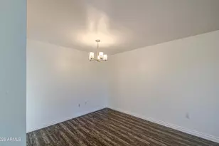 10921 W Santa Fe Dr, Sun City, AZ 85351 - Photo 13