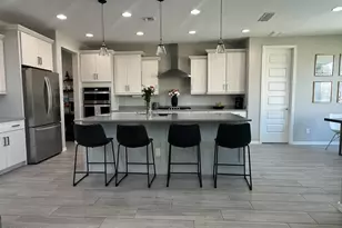 7228 W Quail Track Dr, Peoria, AZ 85383 - Photo 9