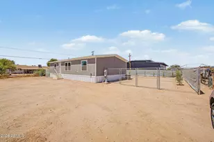 132 S 103rd Pl, Mesa, AZ 85208 - Photo 3