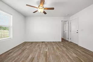 18296 S Frontier Rd, Peeples Valley, AZ 86332 - Photo 19