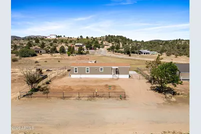 18296 S Frontier Road, Peeples Valley, AZ 86332 - Photo 31