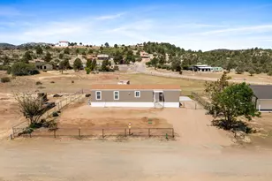 18296 S Frontier Rd, Peeples Valley, AZ 86332 - Photo 31