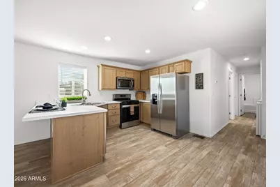 18296 S Frontier Road, Peeples Valley, AZ 86332 - Photo 11