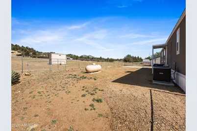 18296 S Frontier Road, Peeples Valley, AZ 86332 - Photo 25