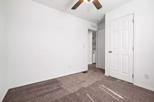 18296 S Frontier Rd, Peeples Valley, AZ 86332 - Photo 21