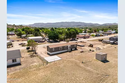 18296 S Frontier Road, Peeples Valley, AZ 86332 - Photo 35