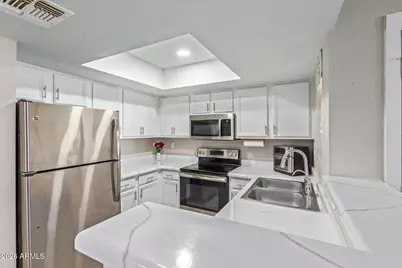 5757 W Eugie Avenue #1010, Glendale, AZ 85304 - Photo 13