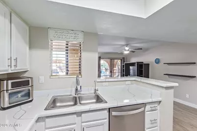 5757 W Eugie Avenue #1010, Glendale, AZ 85304 - Photo 15