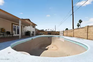 5740 N 42nd Ave, Phoenix, AZ 85019 - Photo 29
