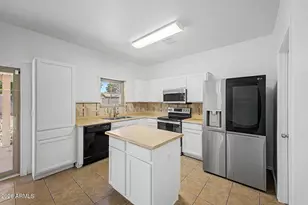 3210 S 64th Ave, Phoenix, AZ 85043 - Photo 9