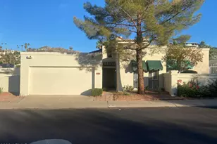 1728 E Belmont Ave, Phoenix, AZ 85020 - Photo 1