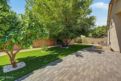 3903 W Grandview Road, Phoenix, AZ 85053 - Photo 25