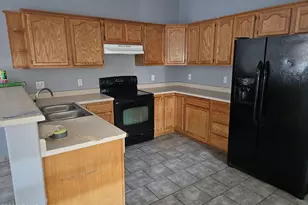 9033 W Oneida Dr, Arizona City, AZ 85123 - Photo 3